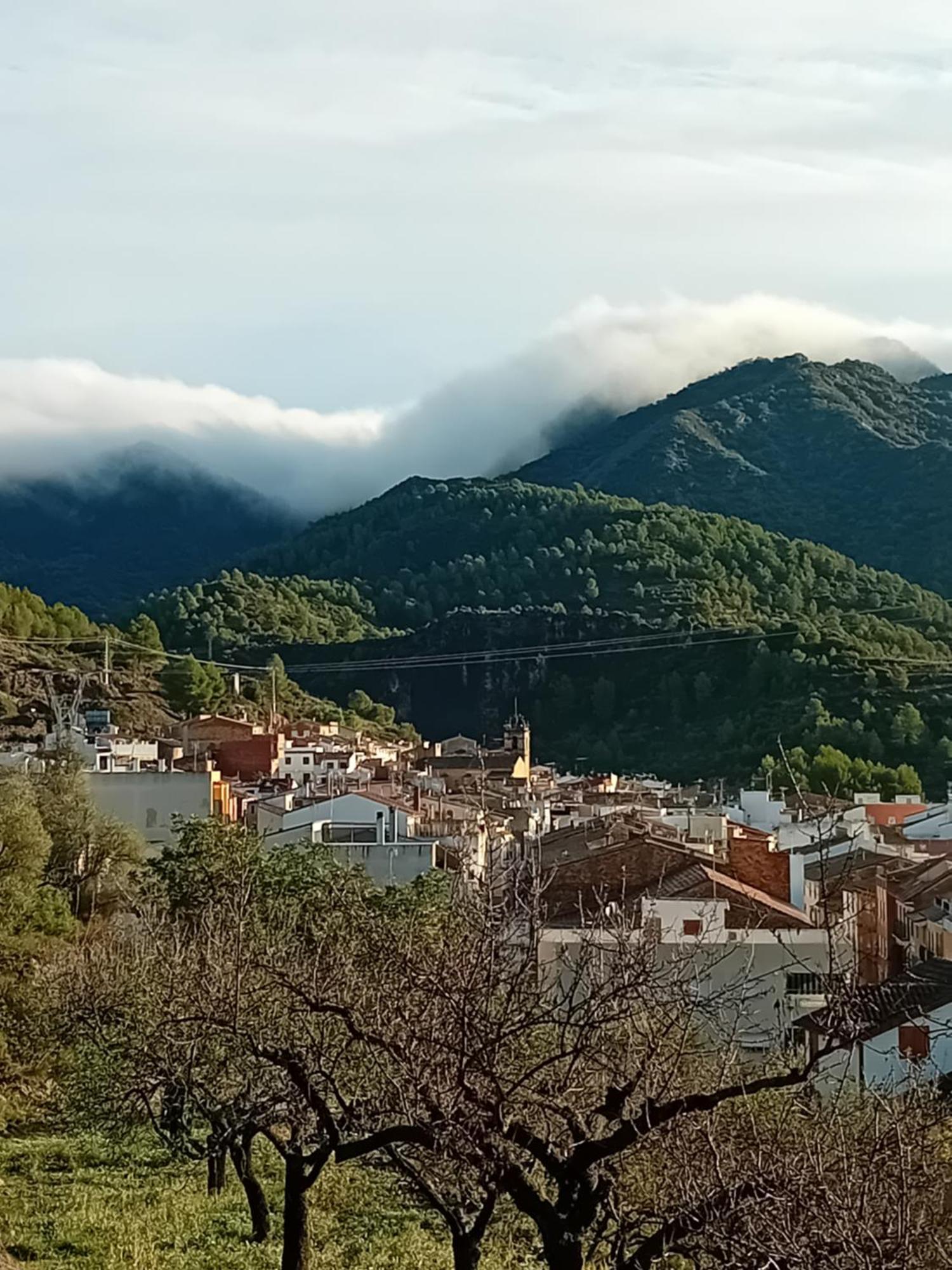 La Viajera Espadan Algimia de Almonacid Εξωτερικό φωτογραφία